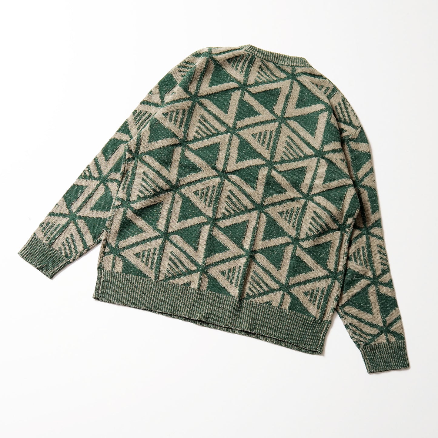 geometric crew knit -navy-